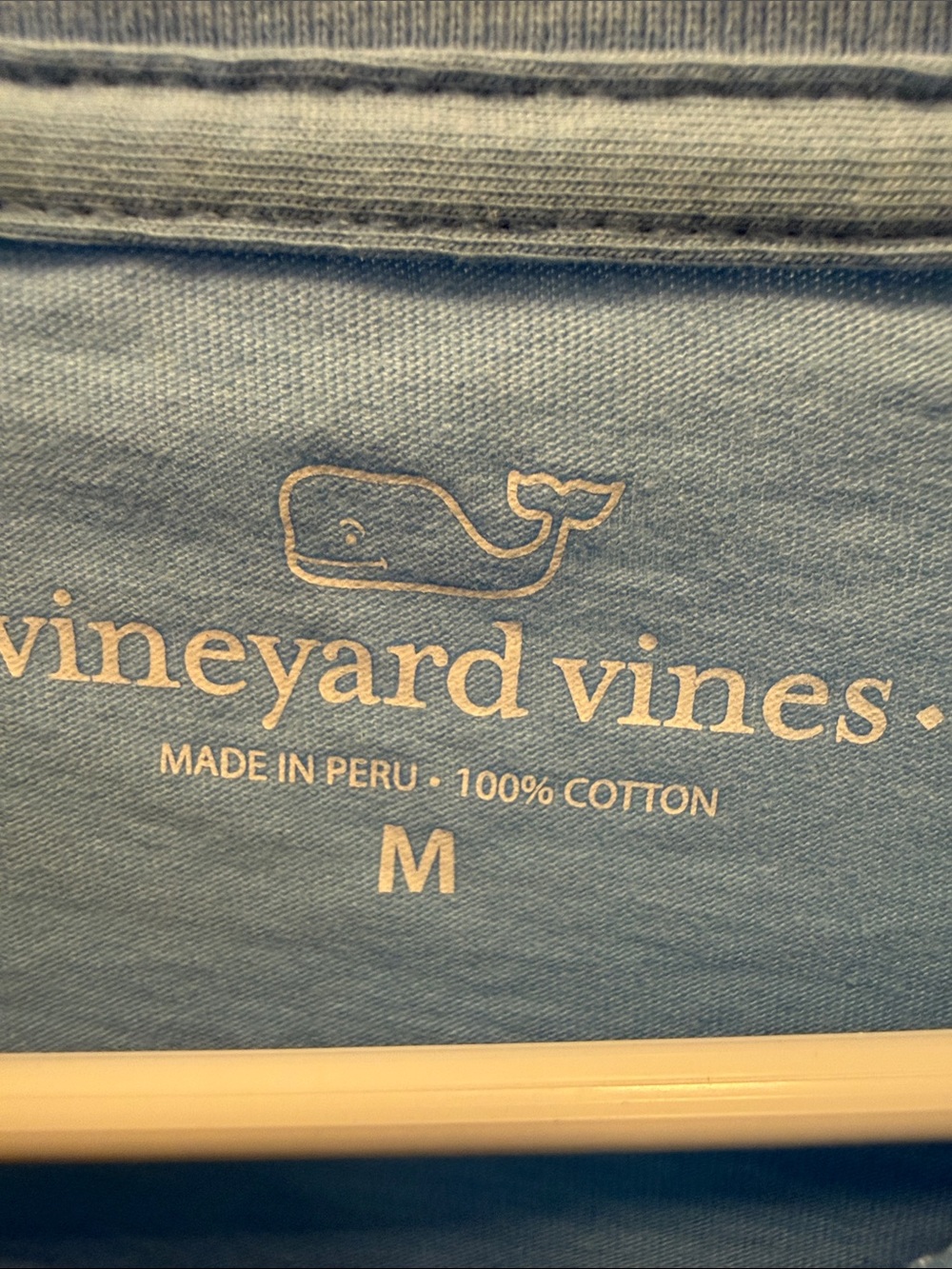 Vineyard Vines Men’s Long-Sleeve Pocket Tee in Sky Blue - Picture 3 of 6